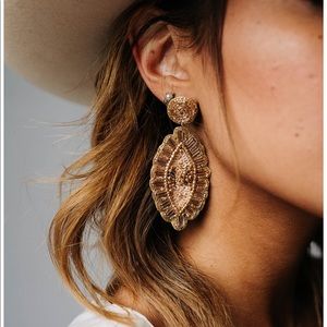 Meet your Posher, Patti